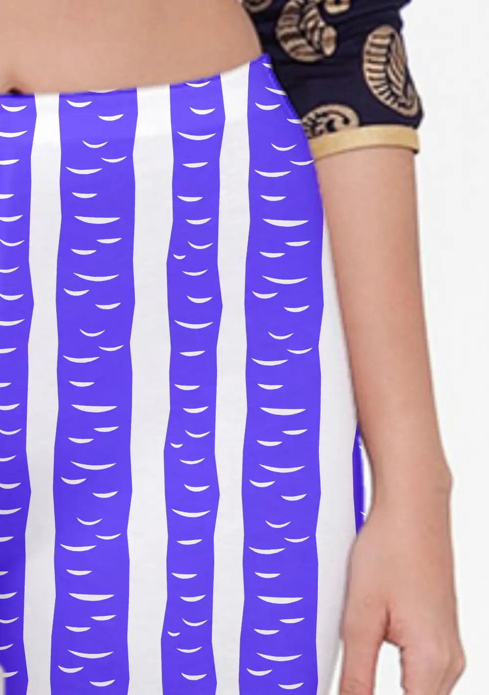 Navy Color Striped Pattern Women Capri Leggings Pant - Image 2