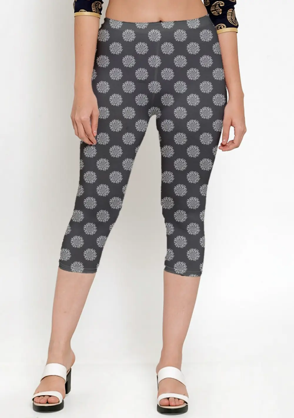 Flower Print Black Women Capri Leggings Pant - Image 3