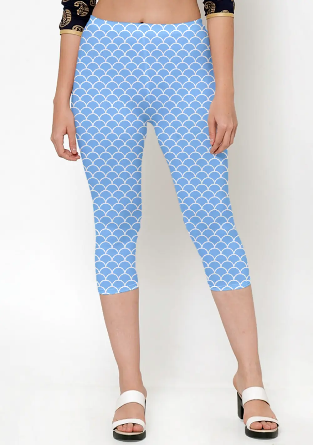 Shells Prints Sky Blue Women Capri Leggings Pant