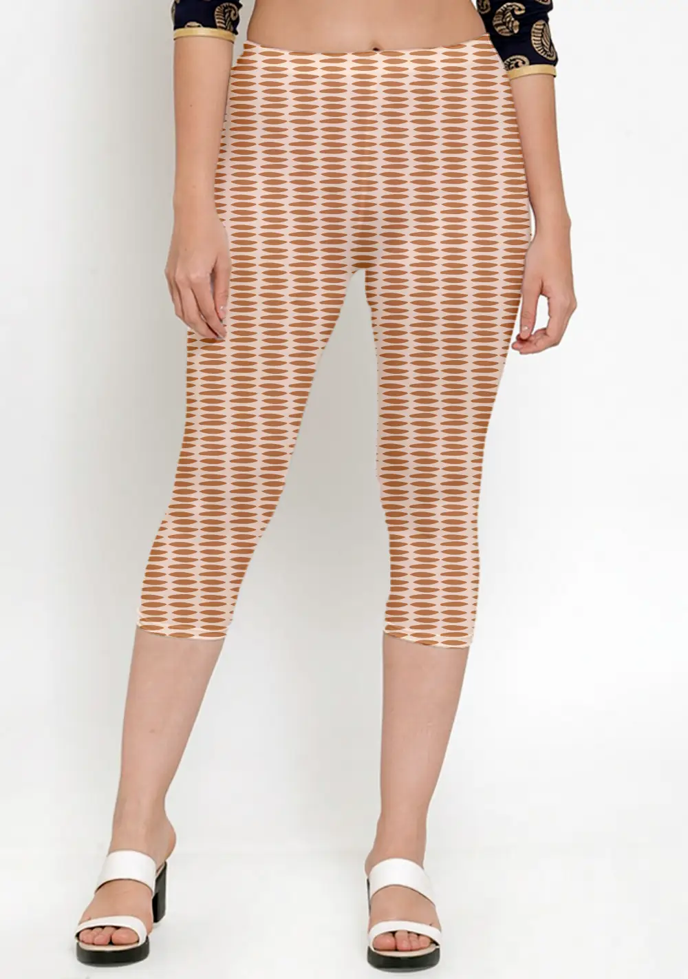 Pebbles Print Brown Women Capri Leggings Pant