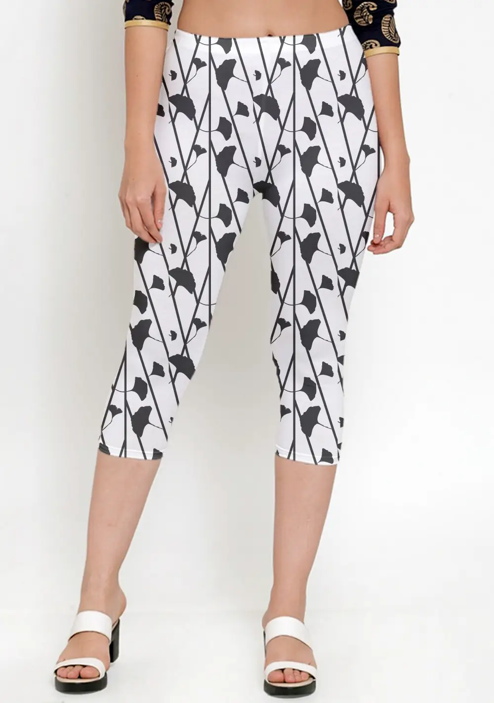 White Black Floral Print Women Capri Leggings Pant