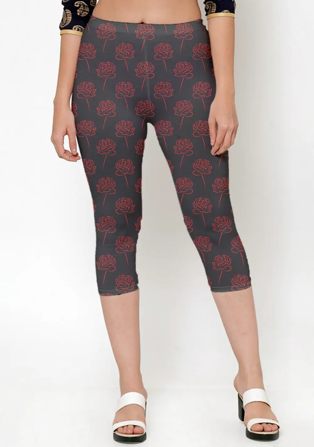 Roses Black Women Capri Leggings Pant - Image 3