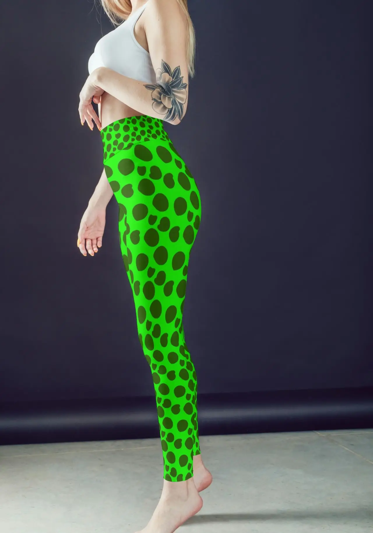 Polka Dots Green Women Sports Tights And Bra Set