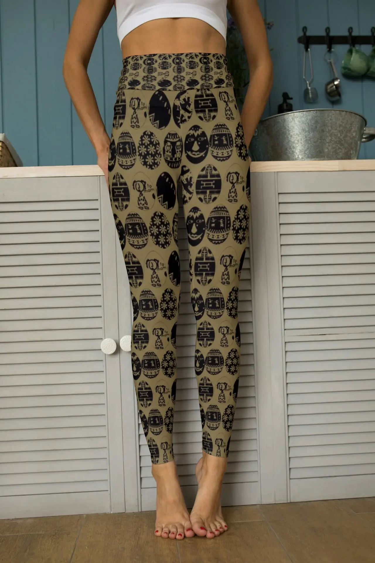 African Egg Printed Women Sports Tights And Bra Set - Image 3