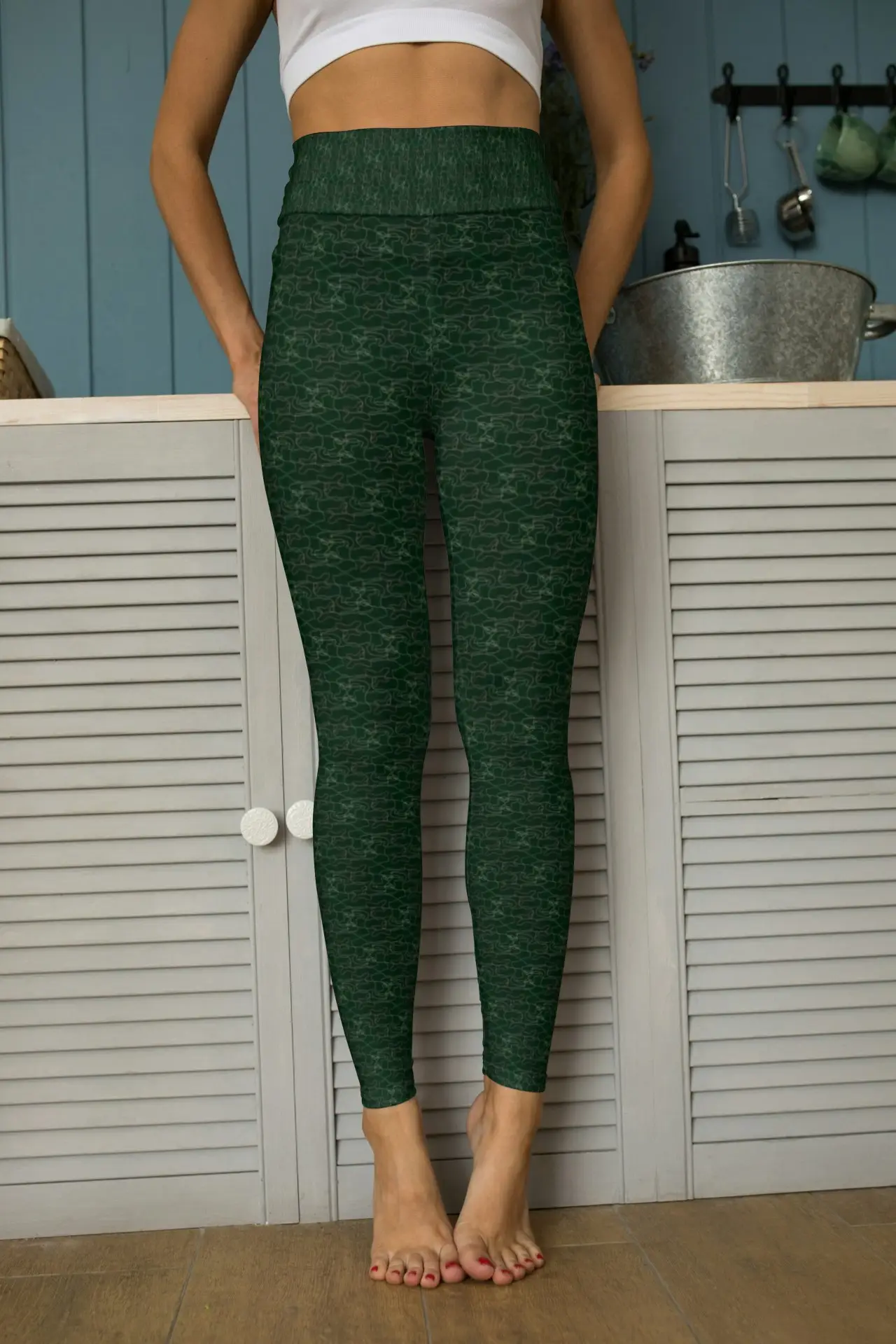 Camouflage Lines Pattern Green Women Sports Tights And Bra Set - Image 2