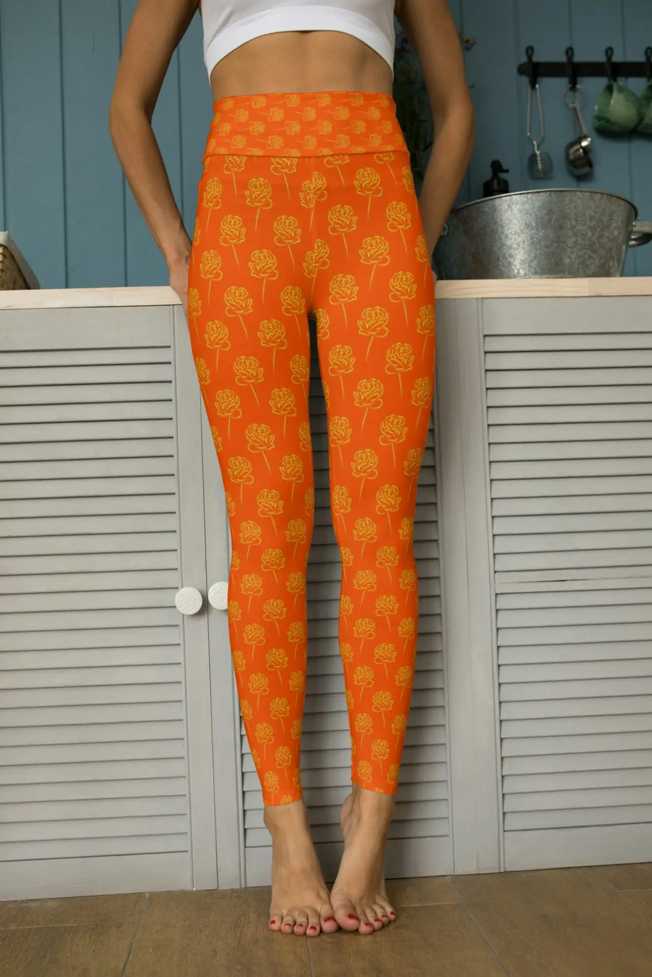 Roses Orange Women Sports Tights And Bra Set - Image 3