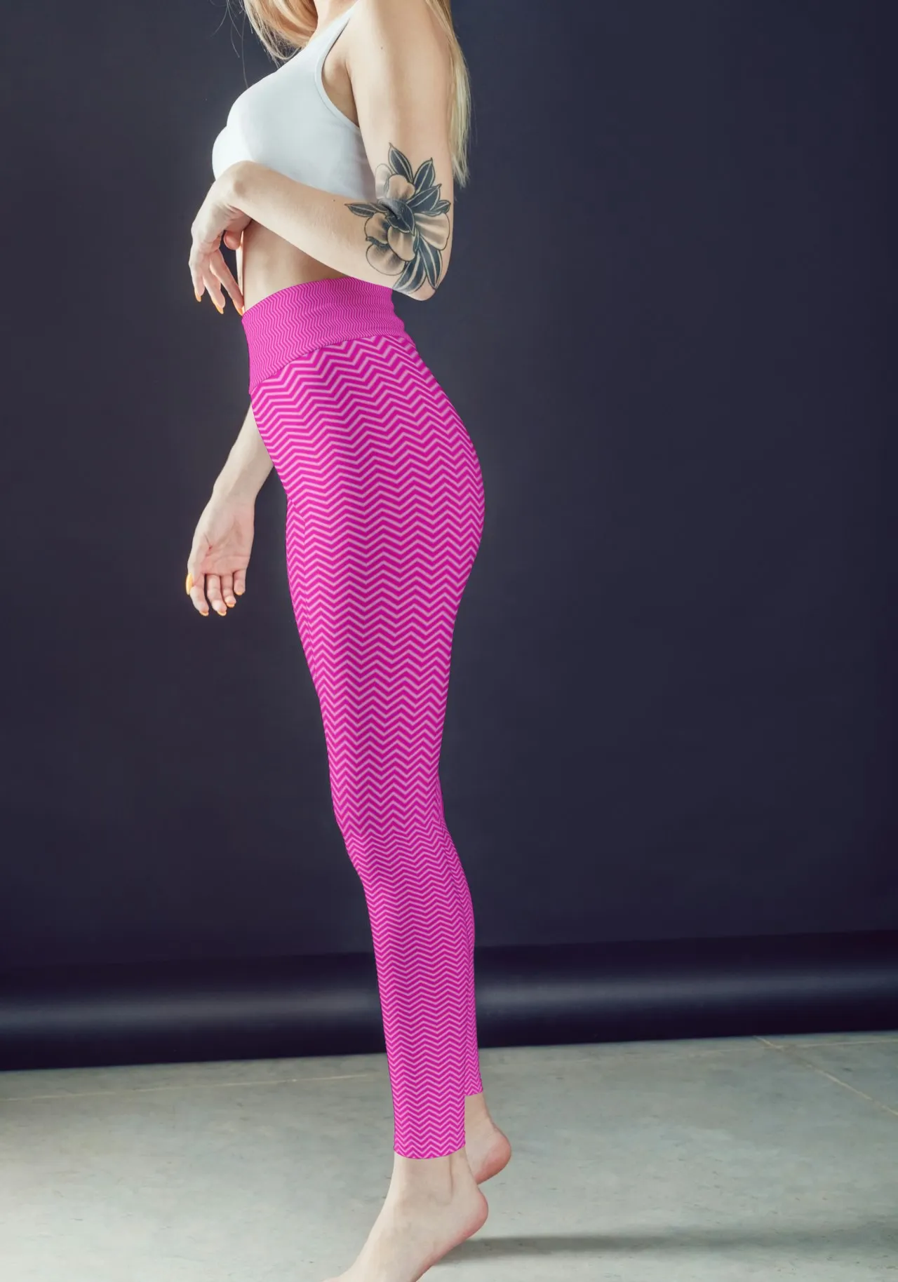 Zigzag Pink Women Sports Tights And Bra Set - Image 2