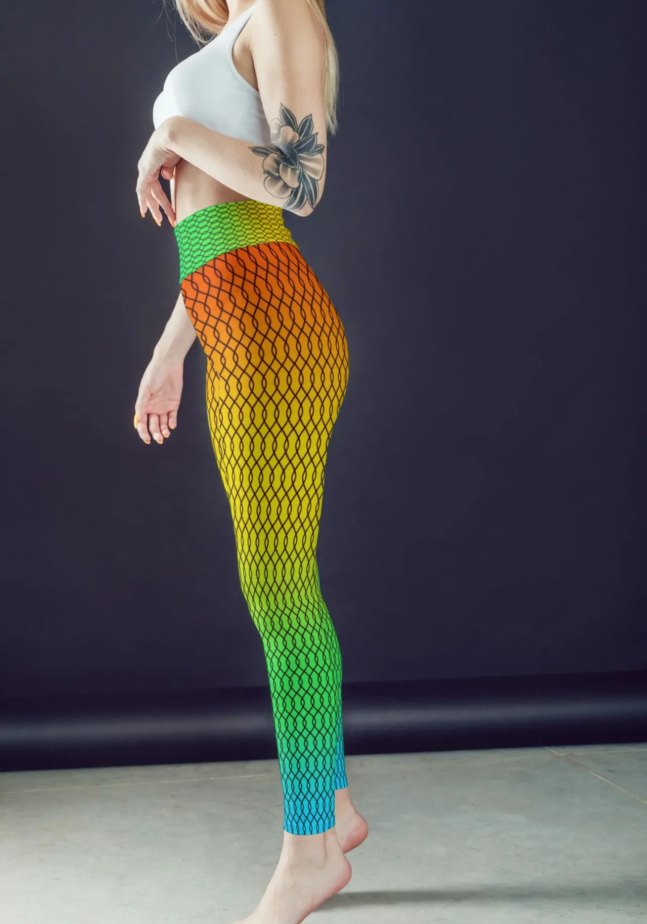 Multi Color Abstract Print Women Sports Tights And Bra Set - Image 2