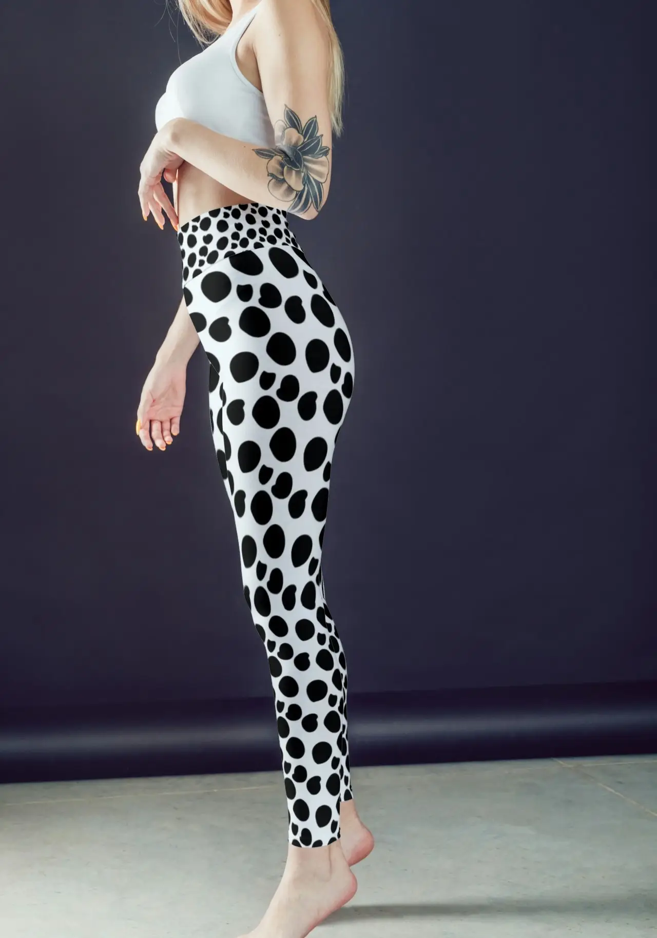 Polka Dots White Women Sports Tights And Bra Set - Image 2