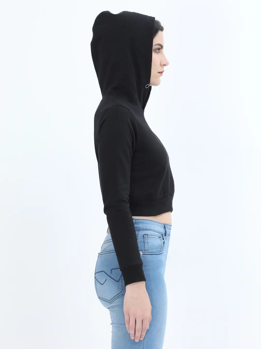 Casual Workout Black Cropped Hoodie - Image 3