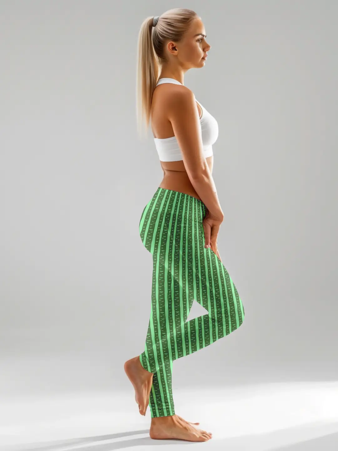 Green Striped Printed Women Leggings - Image 3