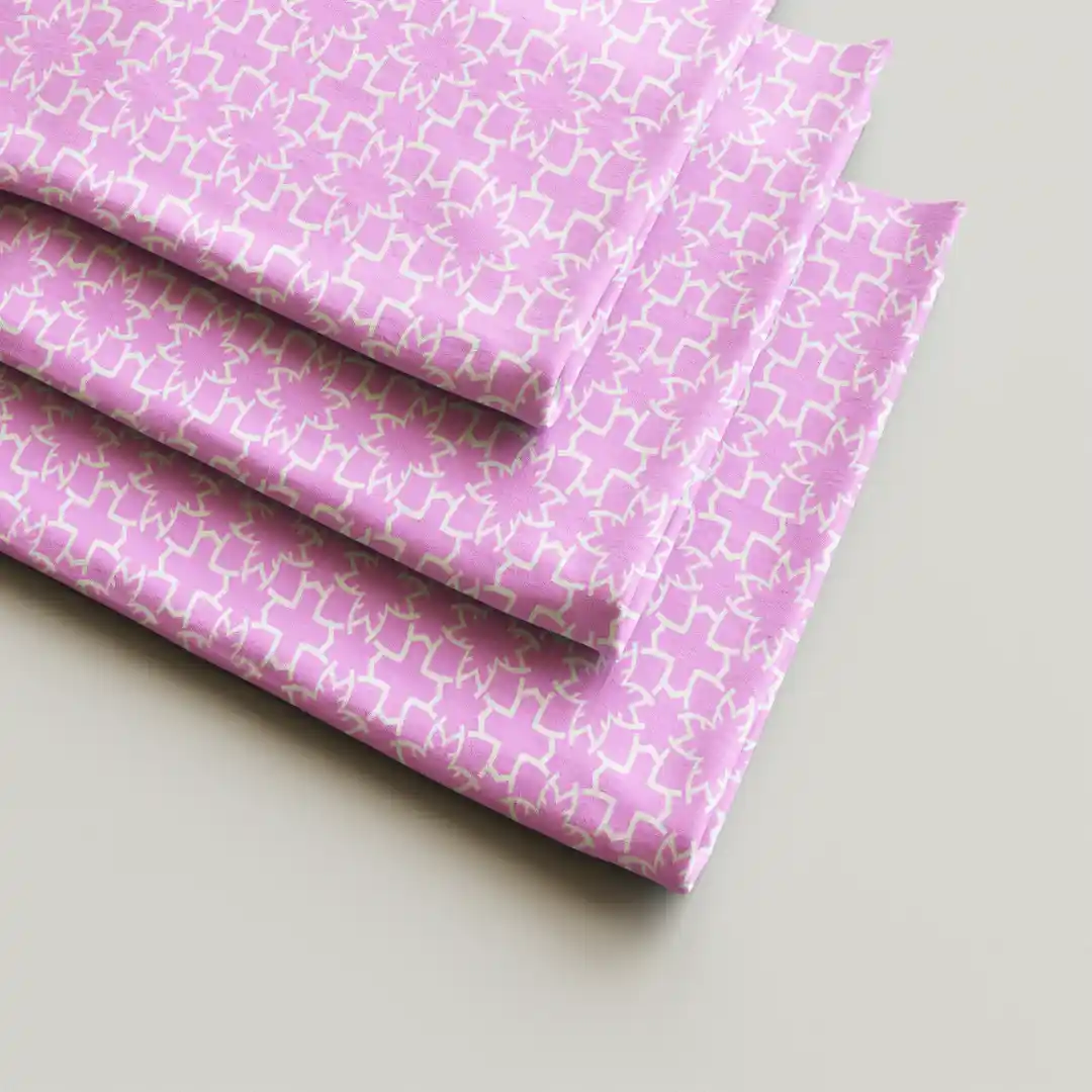 Green Leaves Dining Table Cloth Napkin Pack Of Four - Image 2