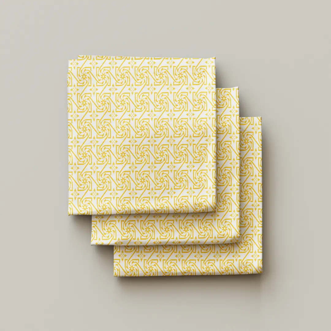 White Golden Cloth Napkin Pack Of Four - Image 3
